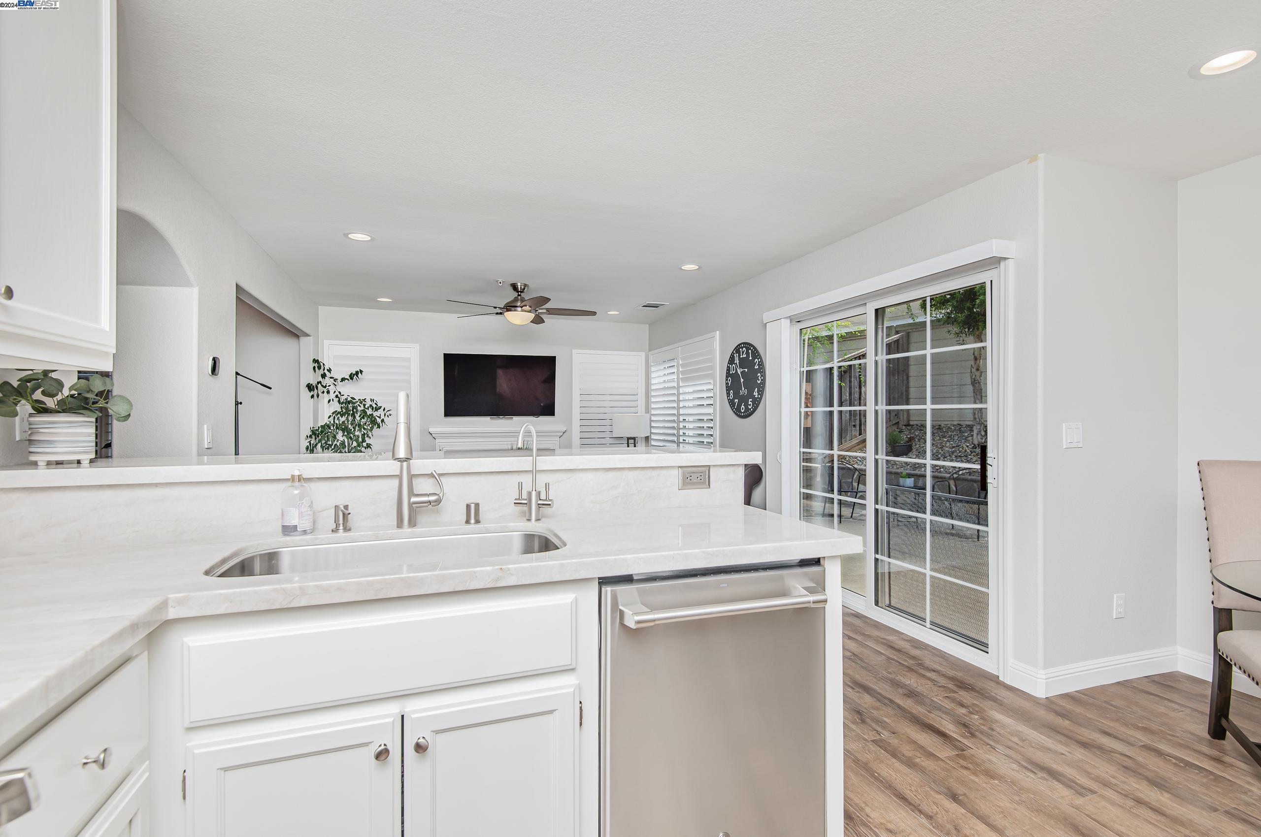 1339 Calle De Las Granvas