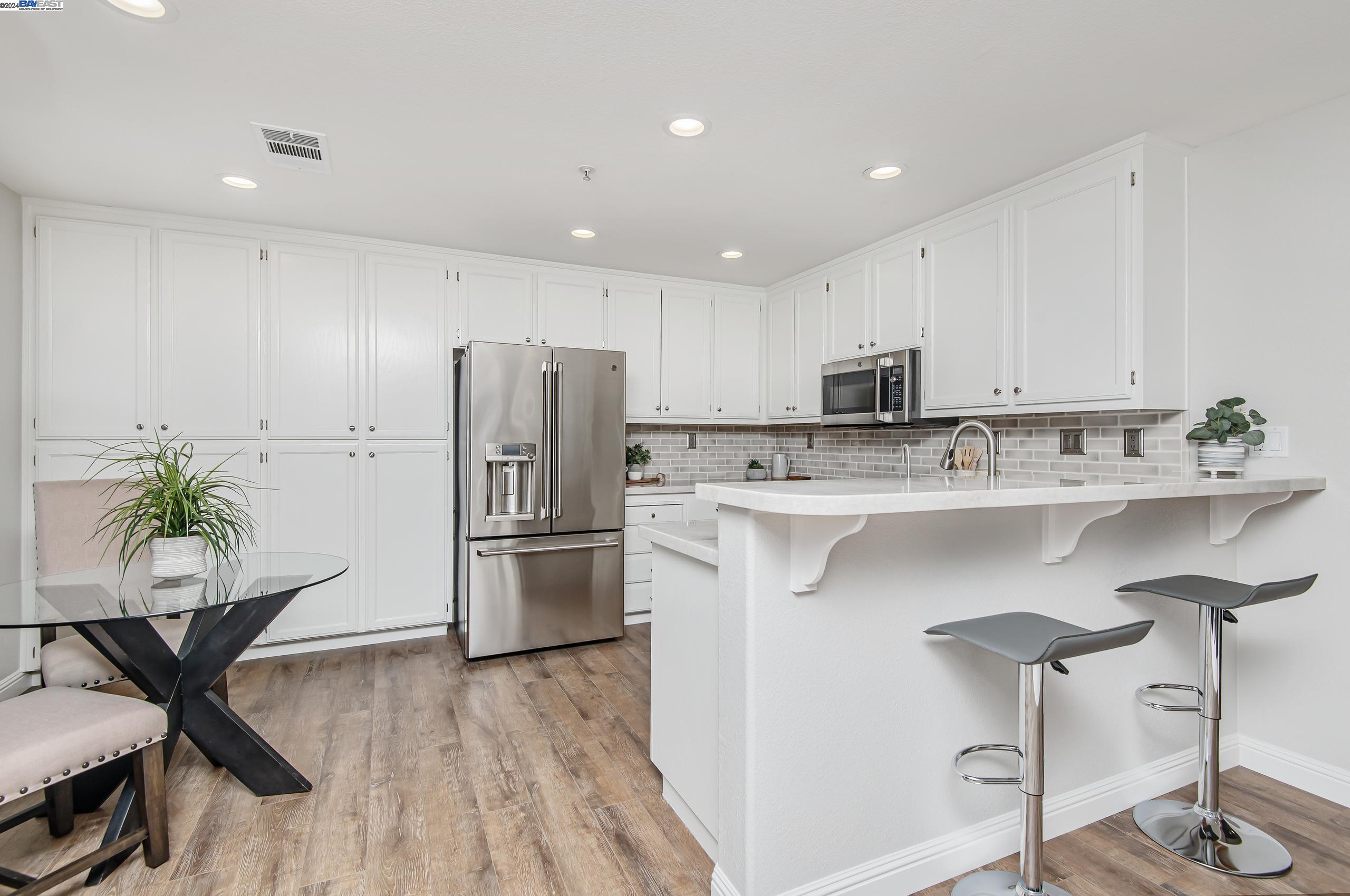 1339 Calle De Las Granvas