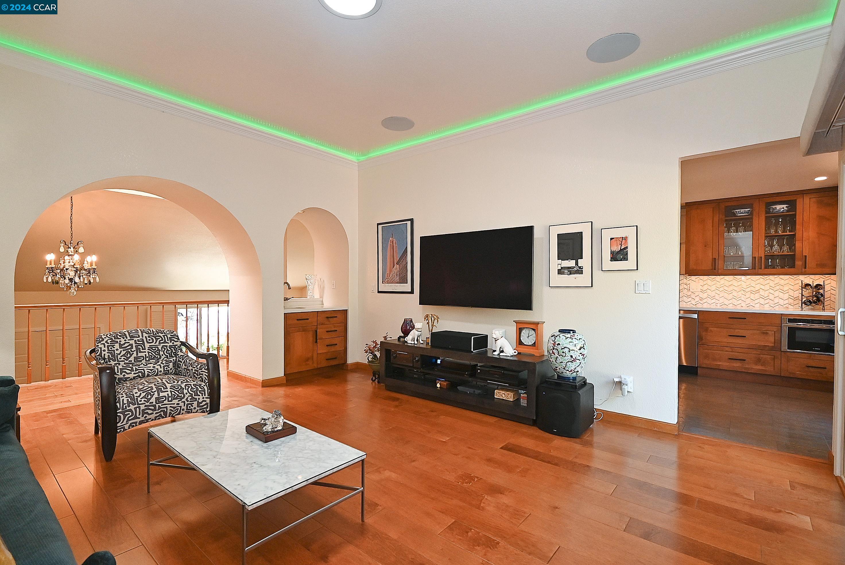 1403 STONEHEDGE DRIVE