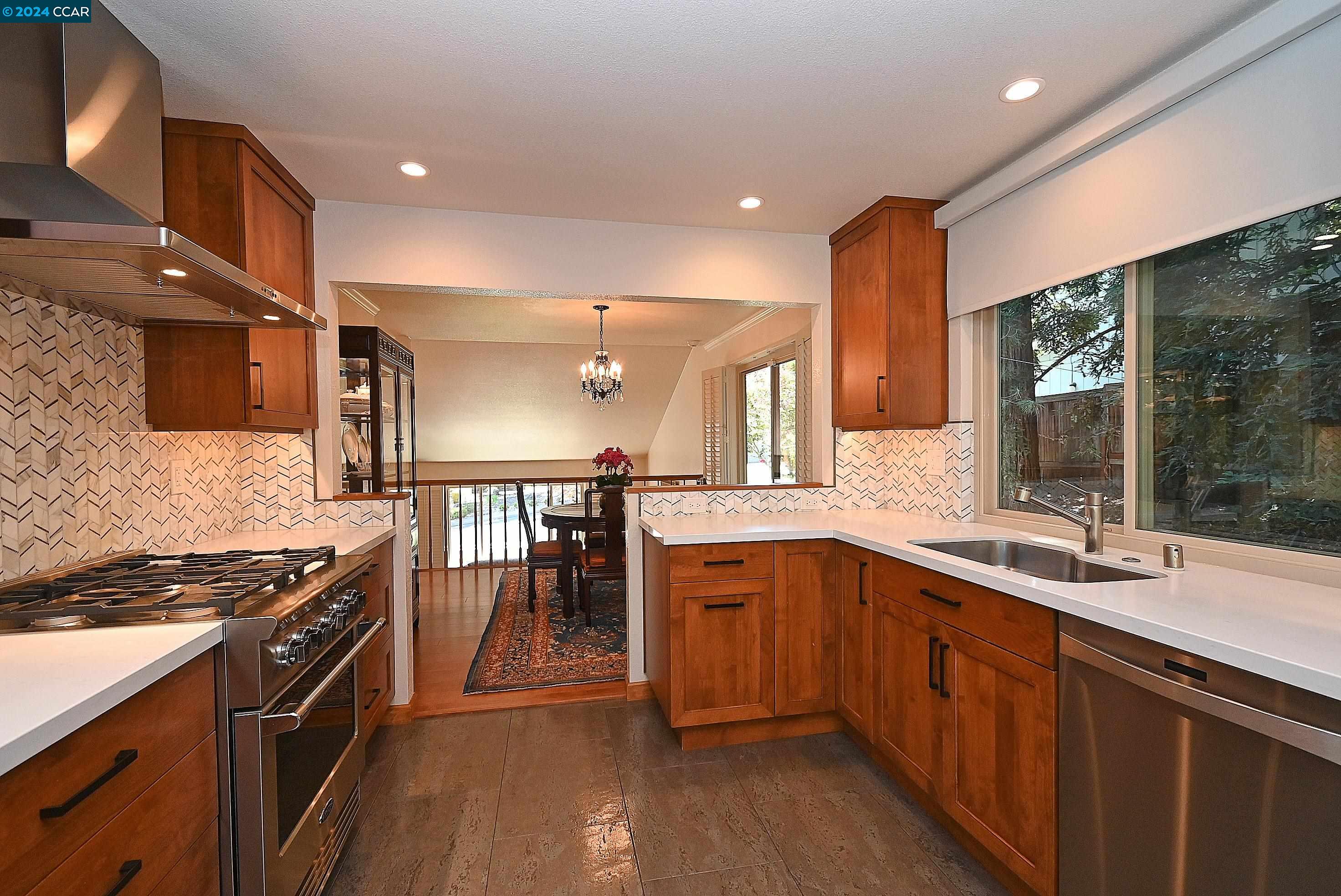 1403 STONEHEDGE DRIVE