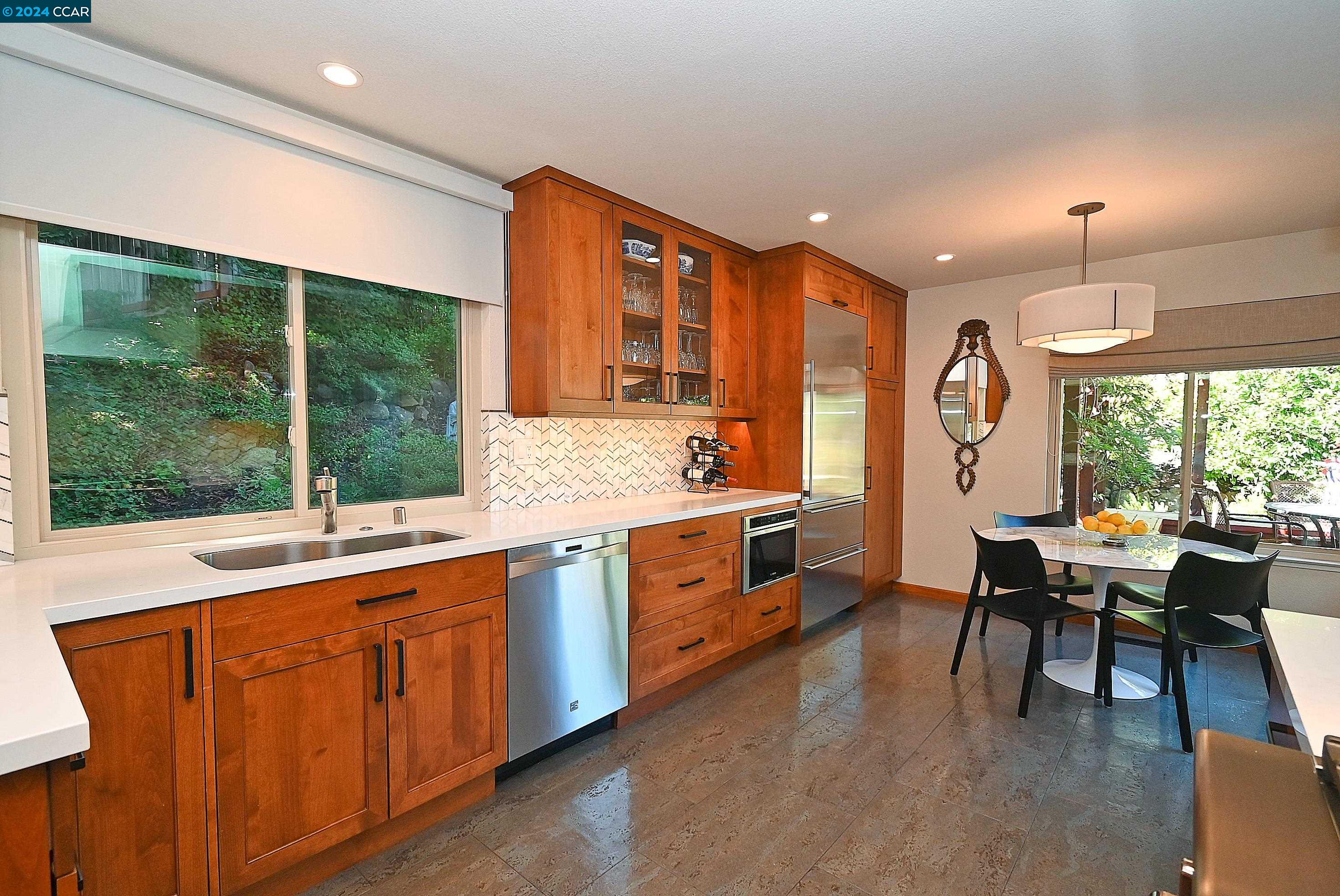 1403 STONEHEDGE DRIVE