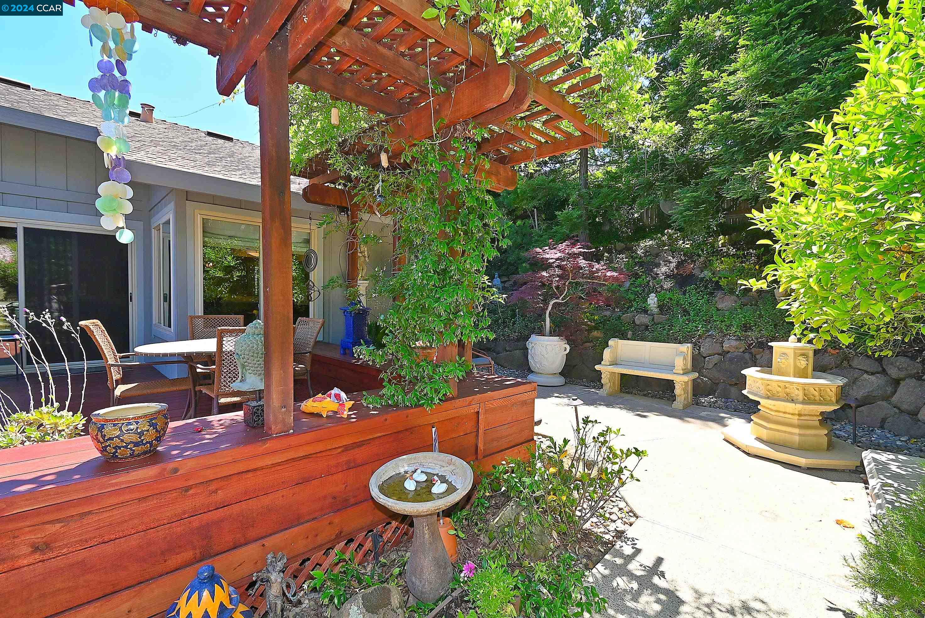 1403 STONEHEDGE DRIVE