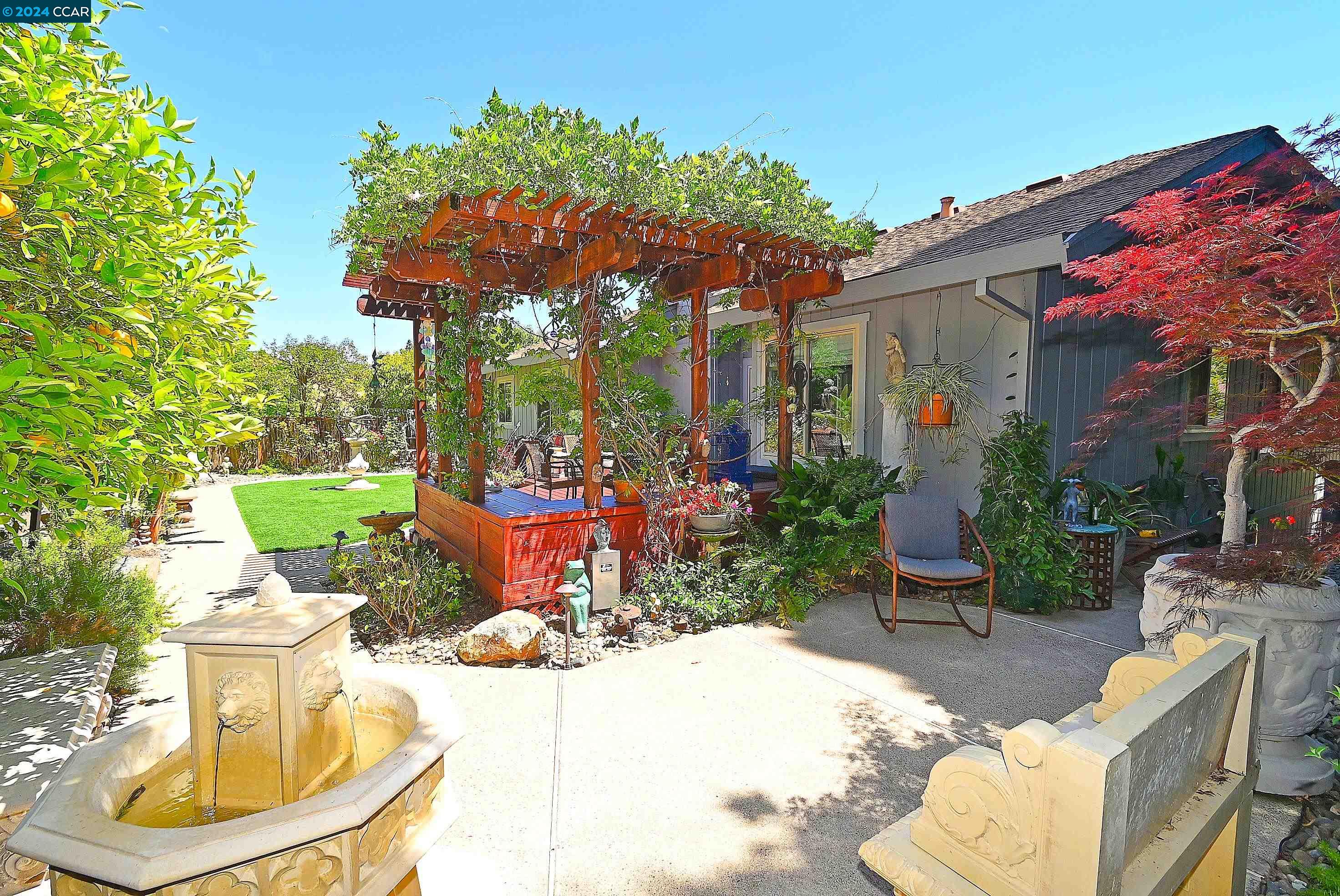 1403 STONEHEDGE DRIVE