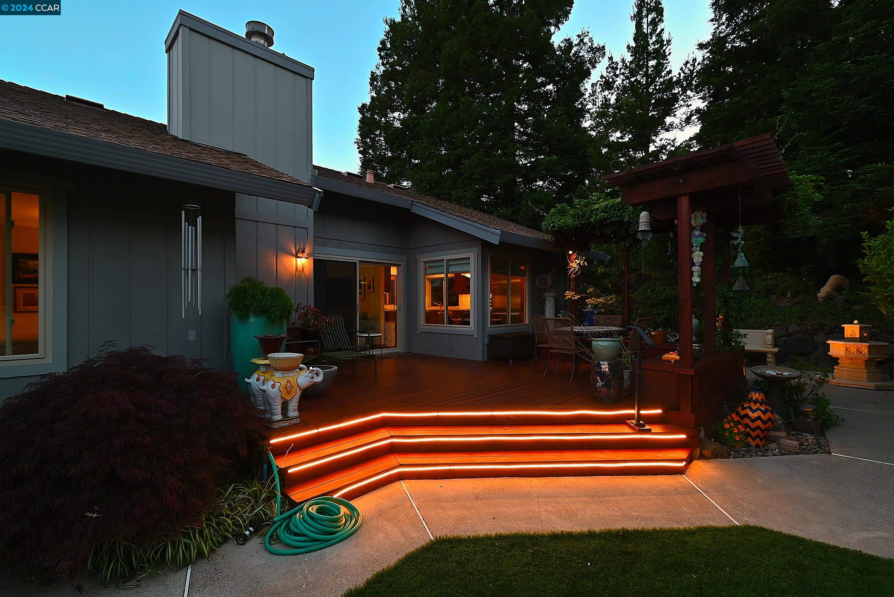 1403 STONEHEDGE DRIVE