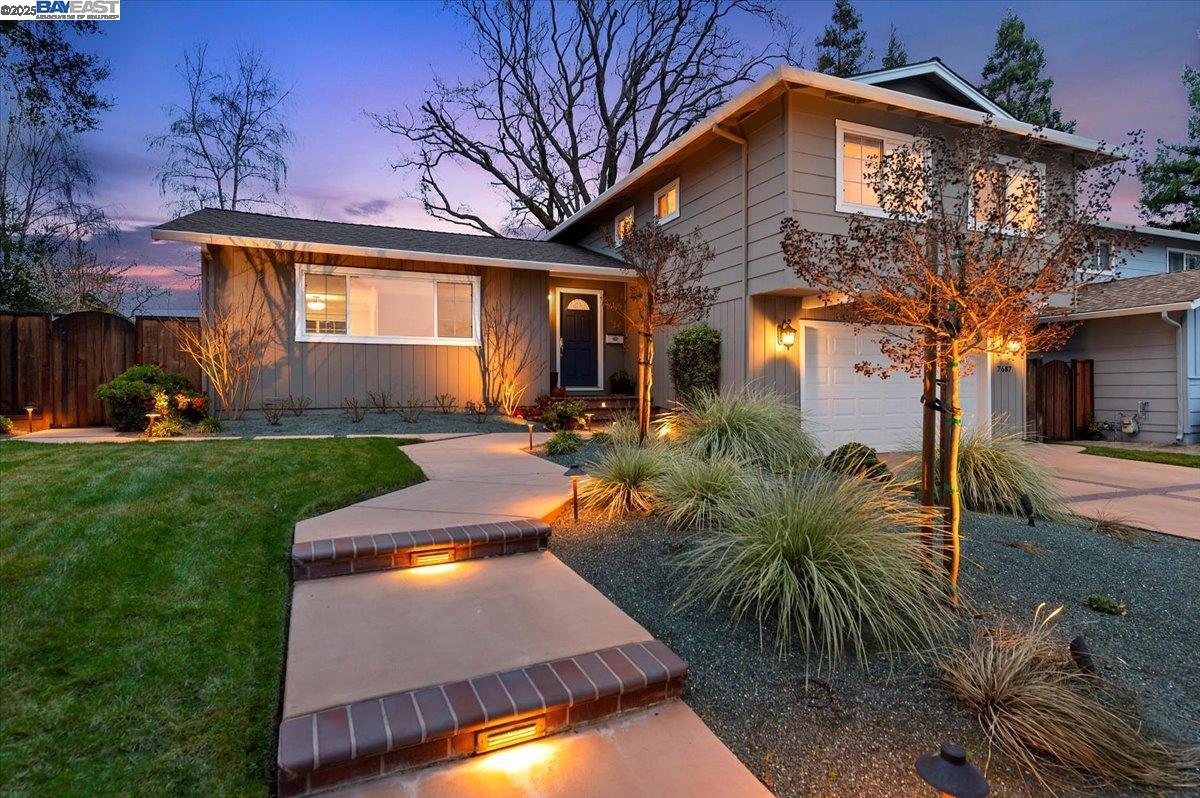 7687 Highland Oaks Dr