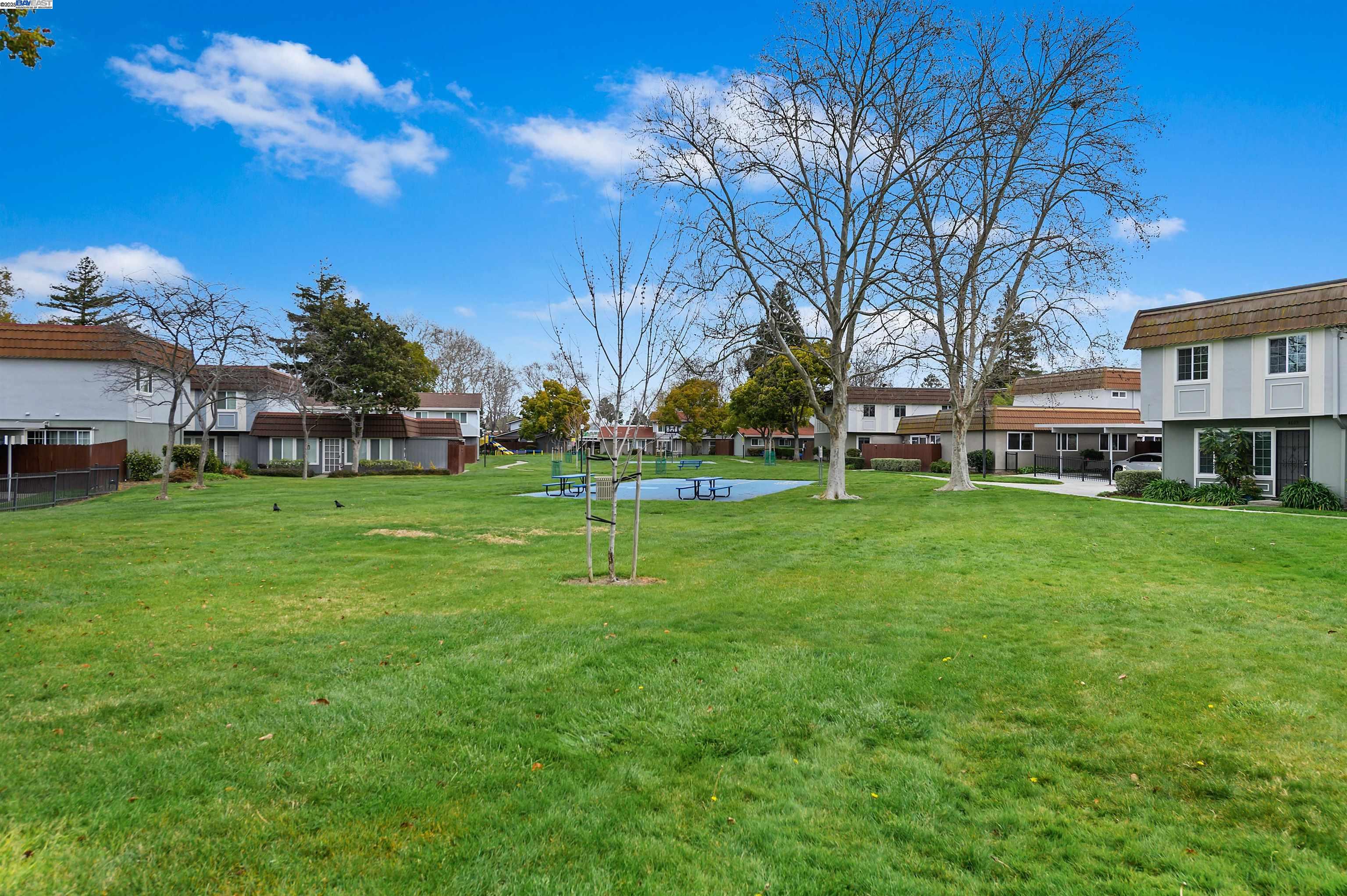 3206 Pueblo Way