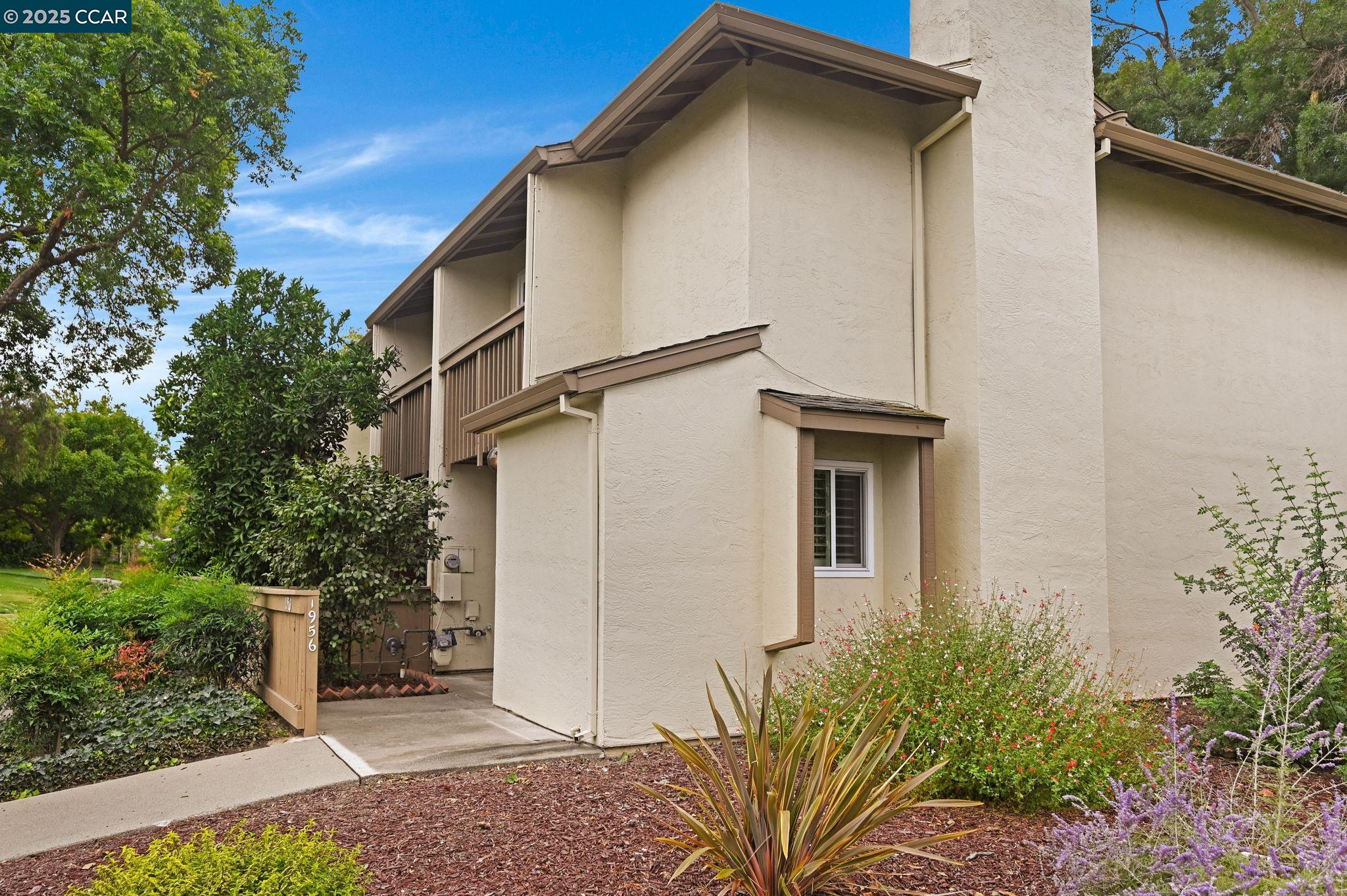 1956 Pomar Way