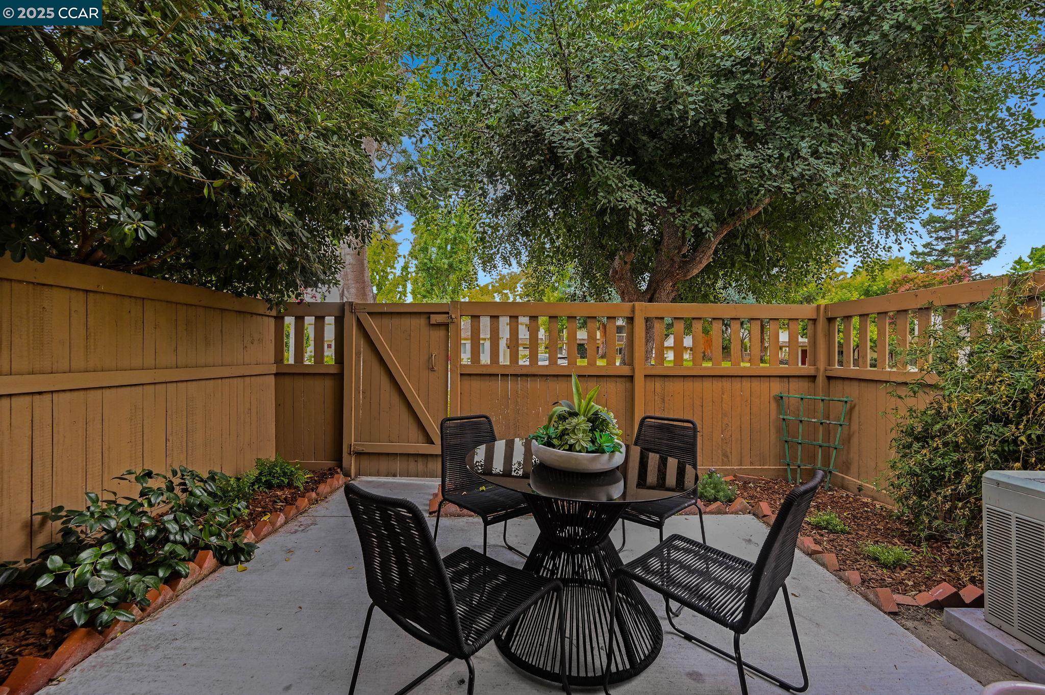 1956 Pomar Way