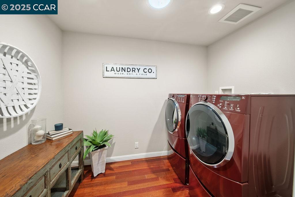 517 Heather Grove Ct