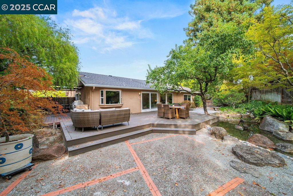 517 Heather Grove Ct