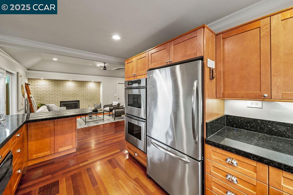 517 Heather Grove Ct