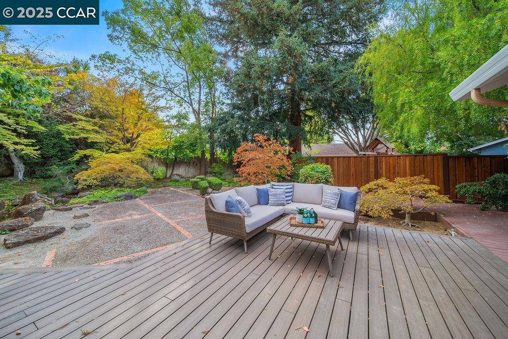 517 Heather Grove Ct