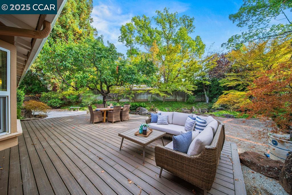 517 Heather Grove Ct