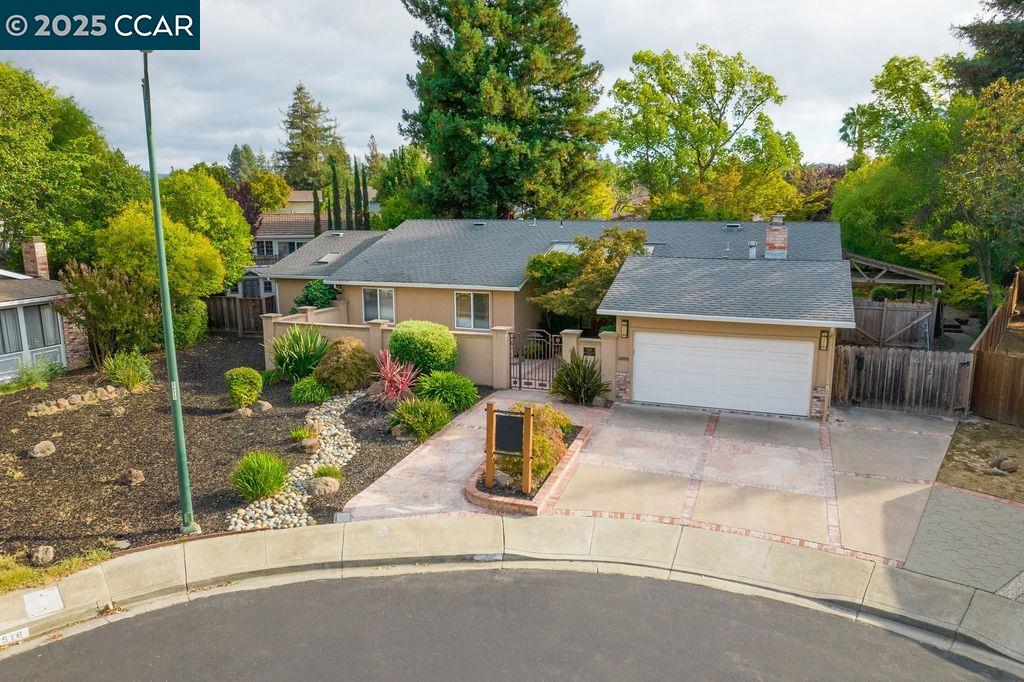 517 Heather Grove Ct