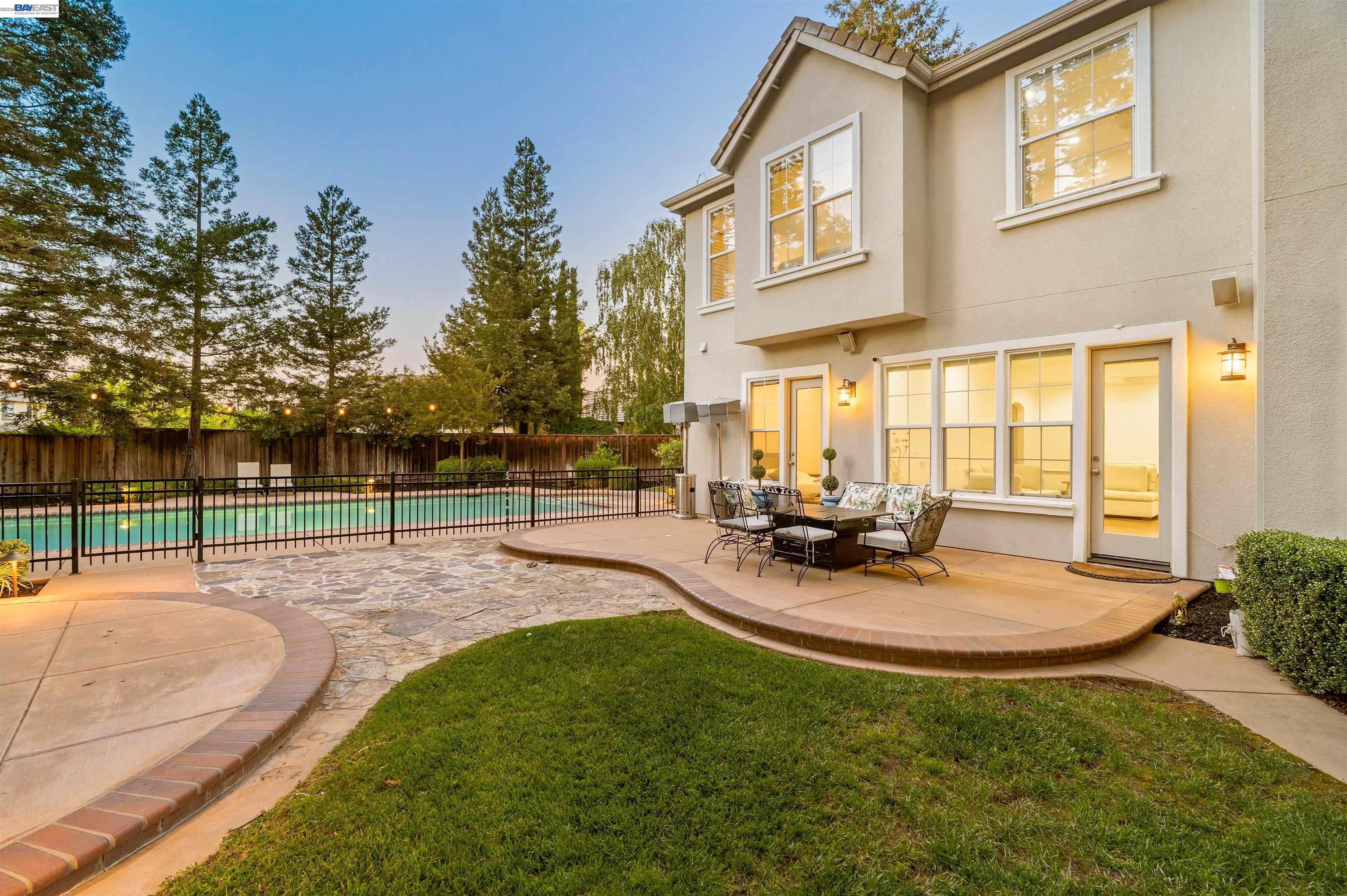 3867 Picard Ave
