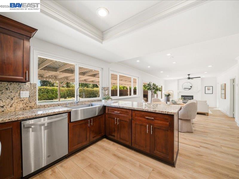 2880 Longspur Way