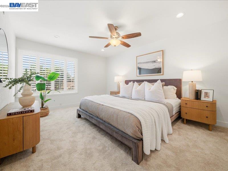 2880 Longspur Way