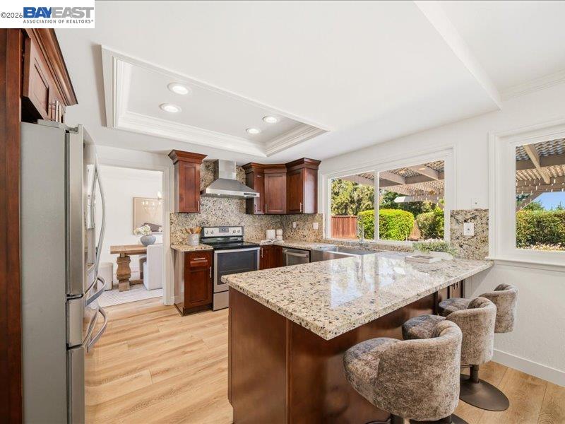 2880 Longspur Way