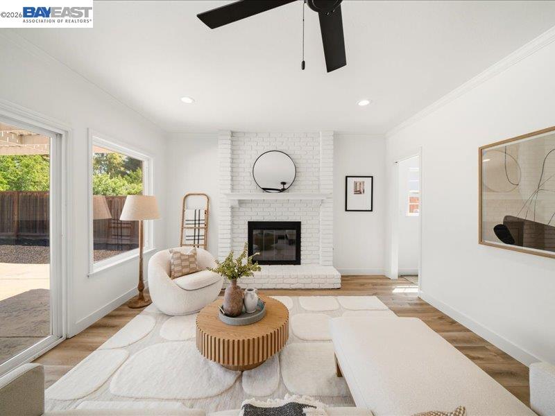2880 Longspur Way