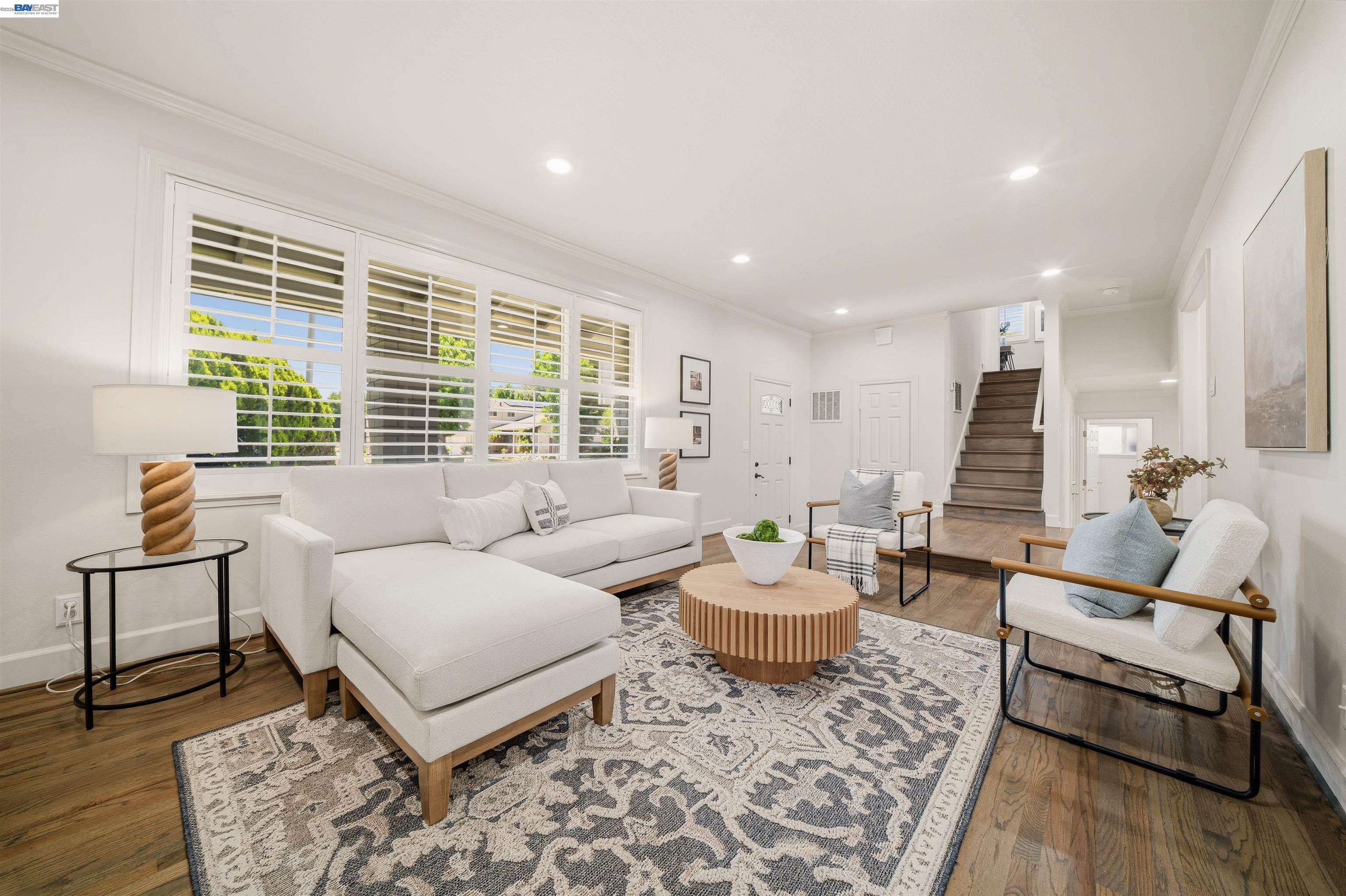 7365 Tulipwood Circle