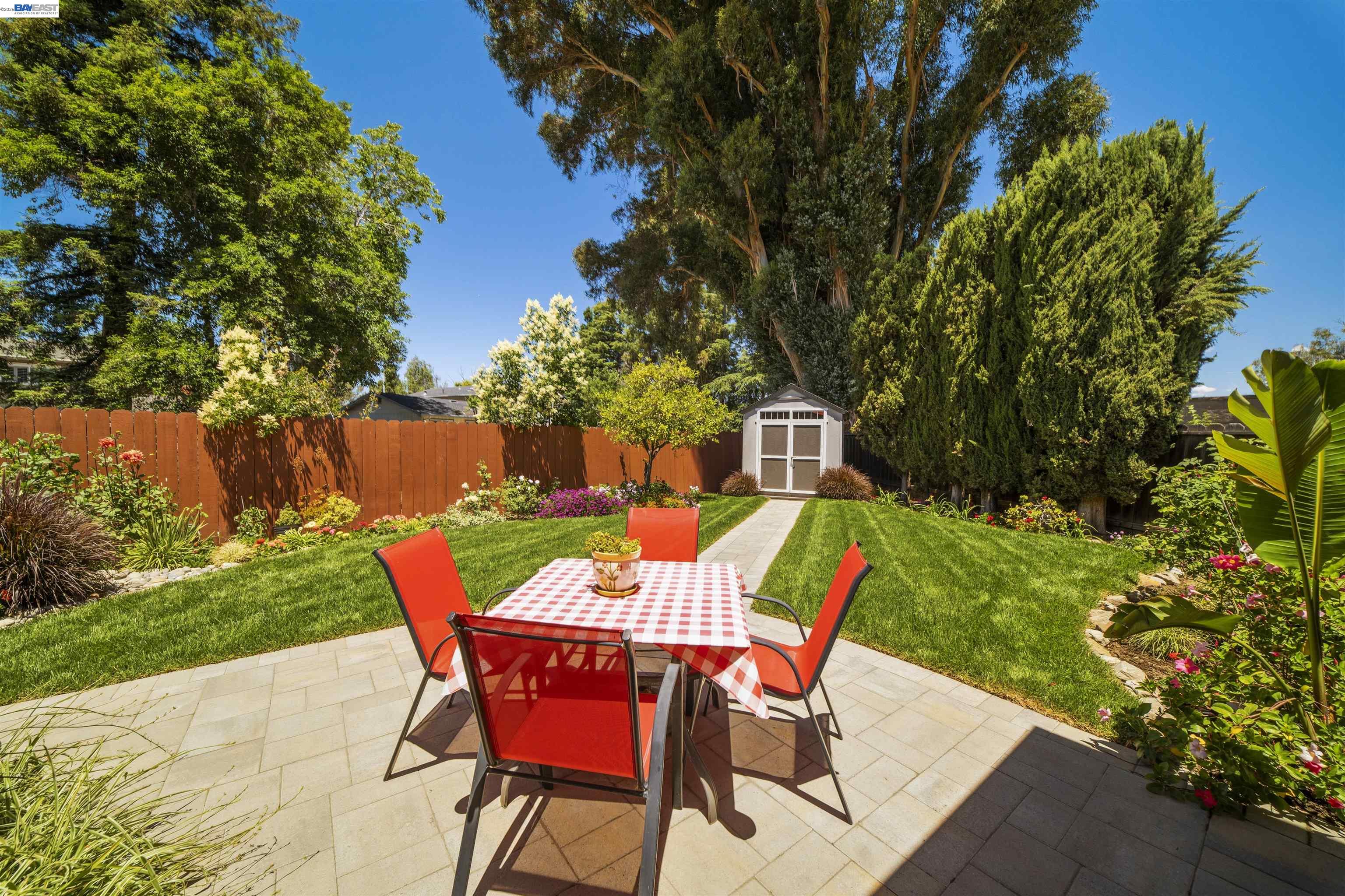 7365 Tulipwood Circle