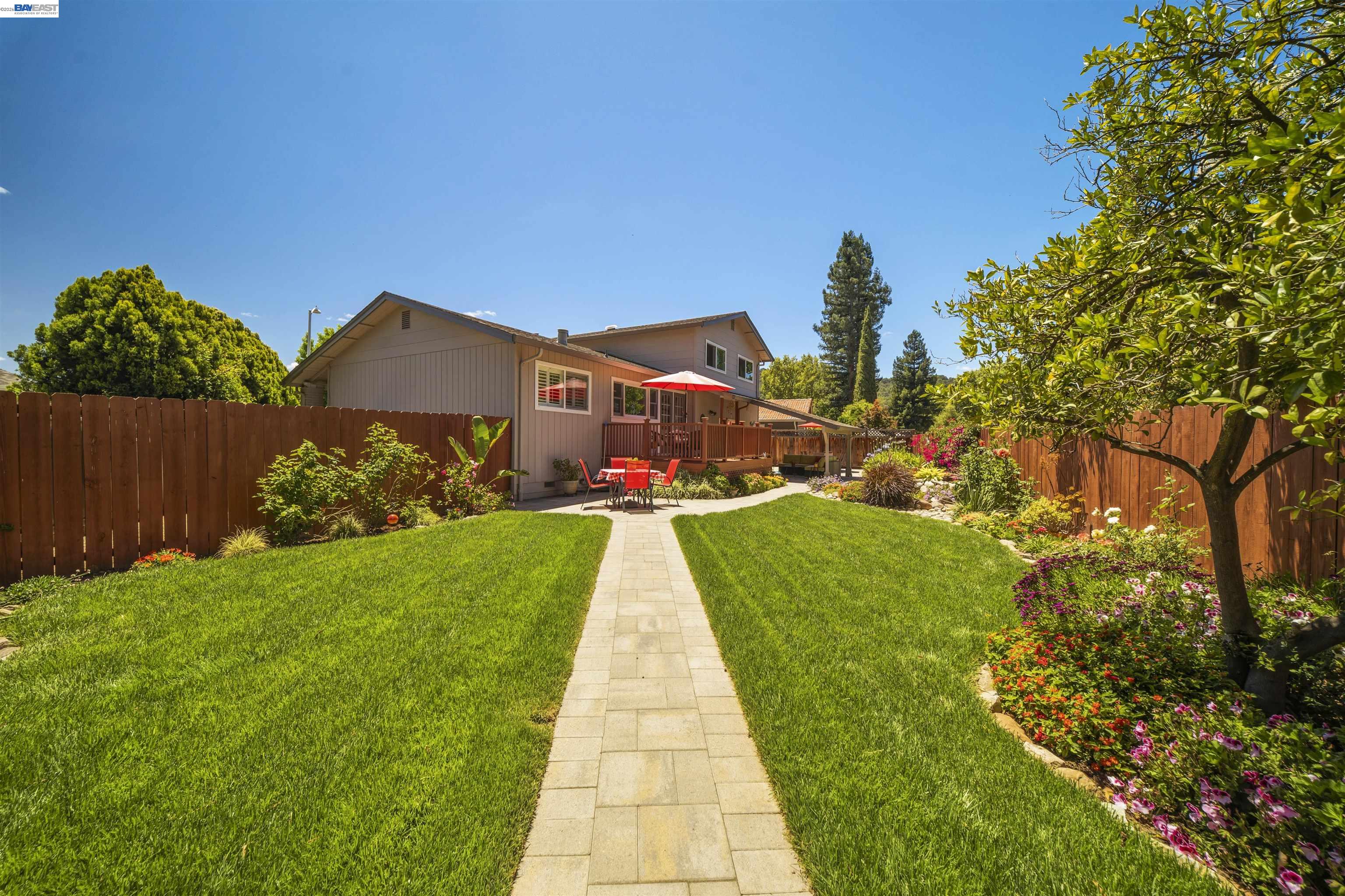 7365 Tulipwood Circle