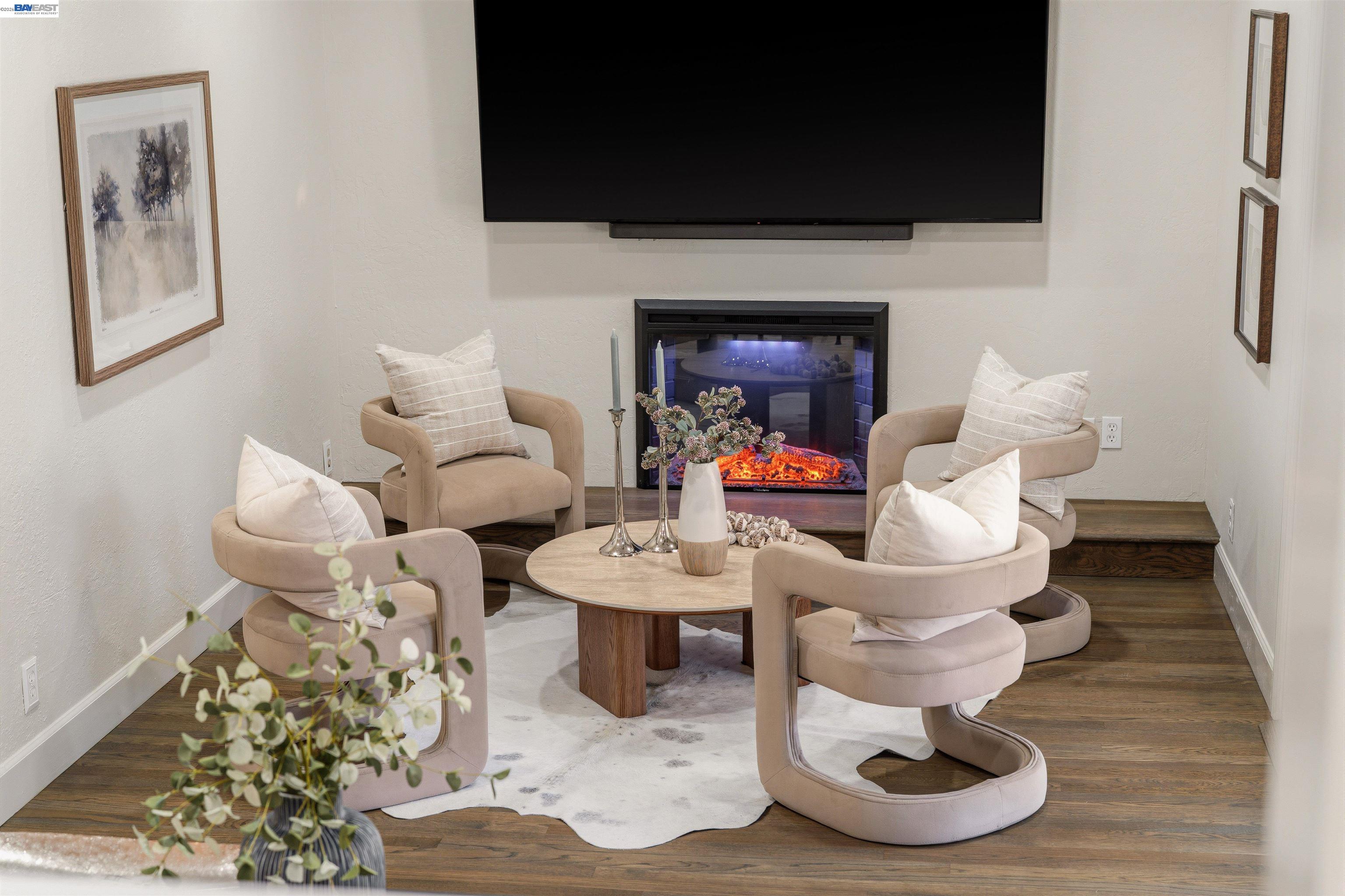 7365 Tulipwood Circle