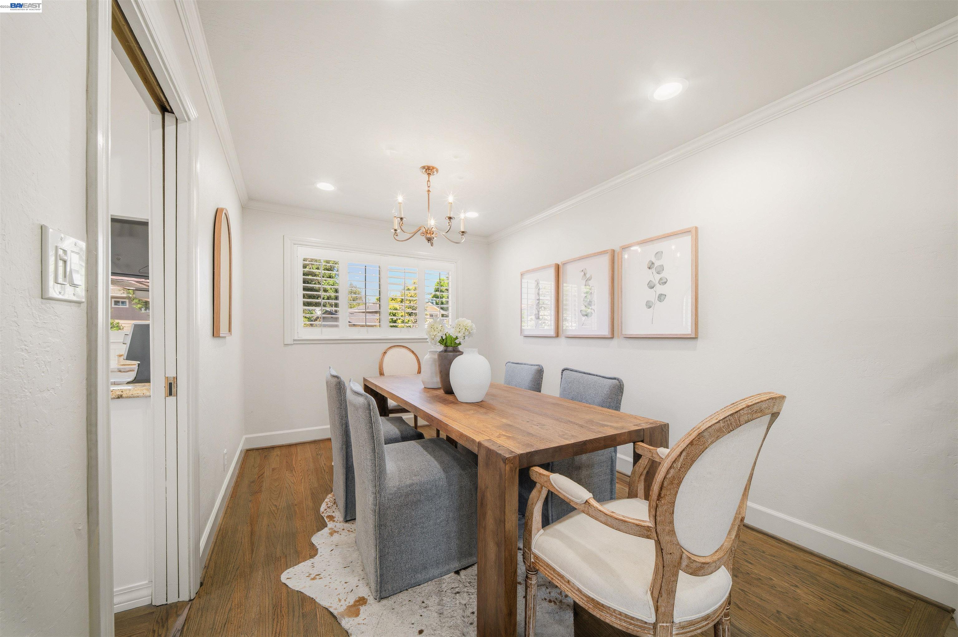 7365 Tulipwood Circle