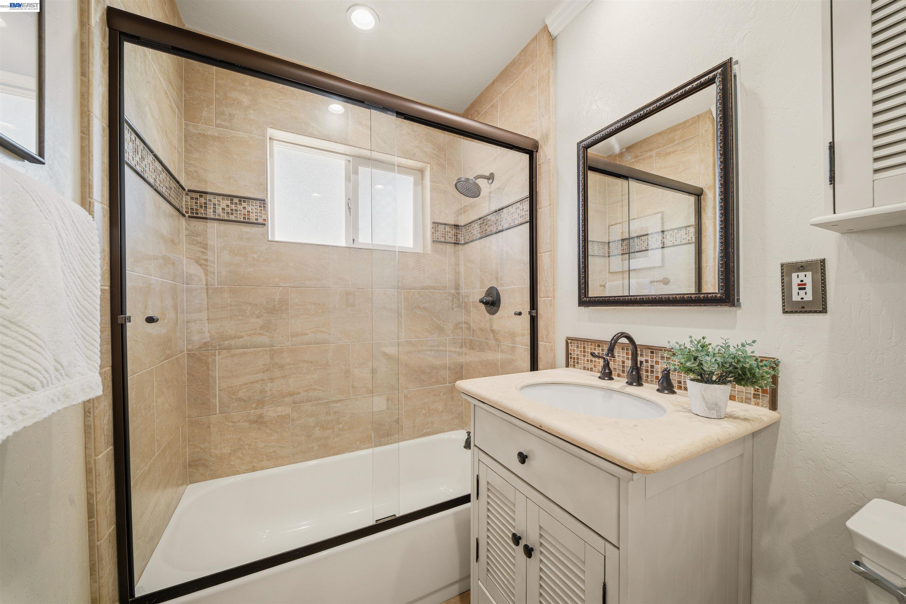 7365 Tulipwood Circle