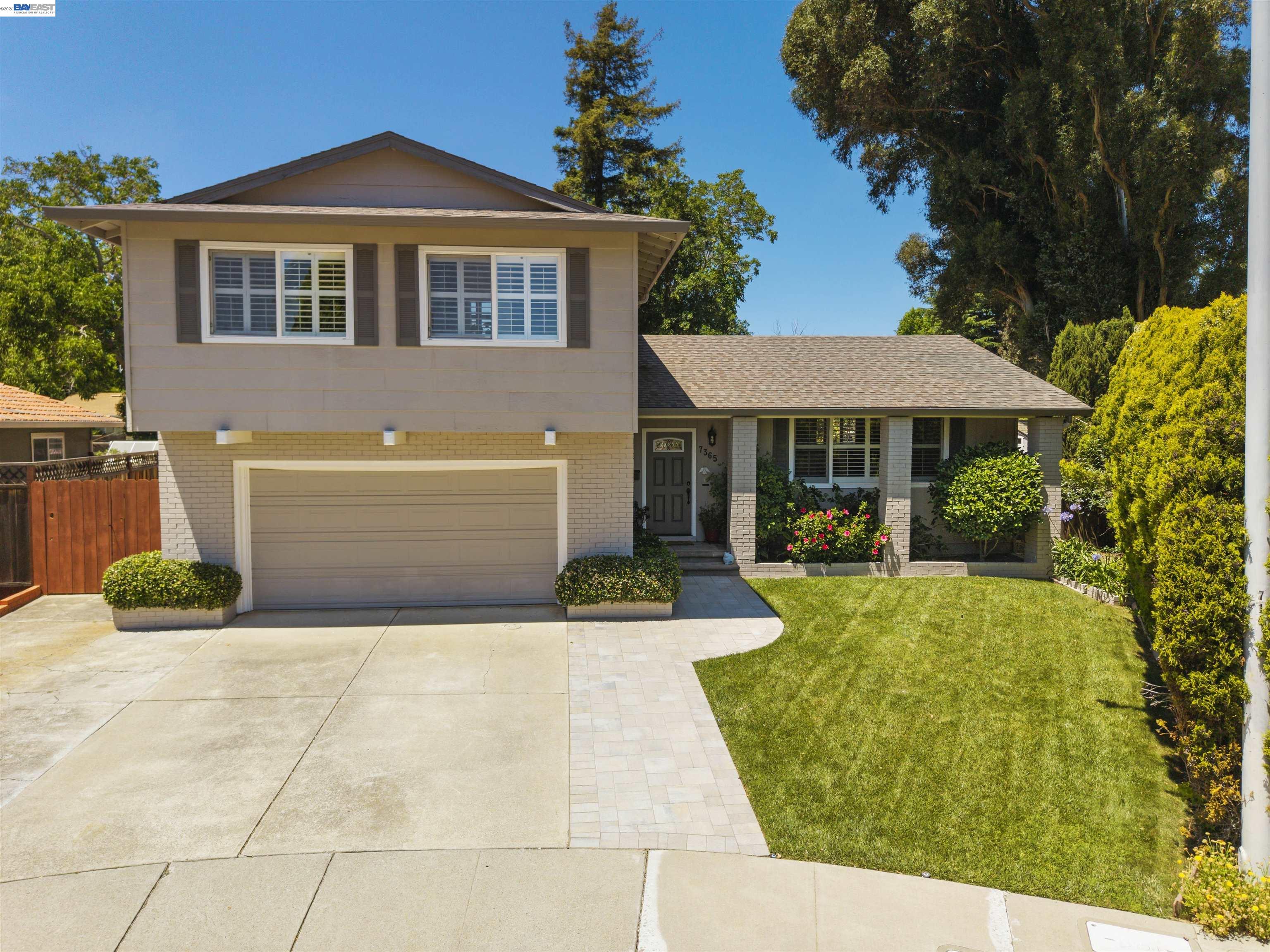 7365 Tulipwood Circle