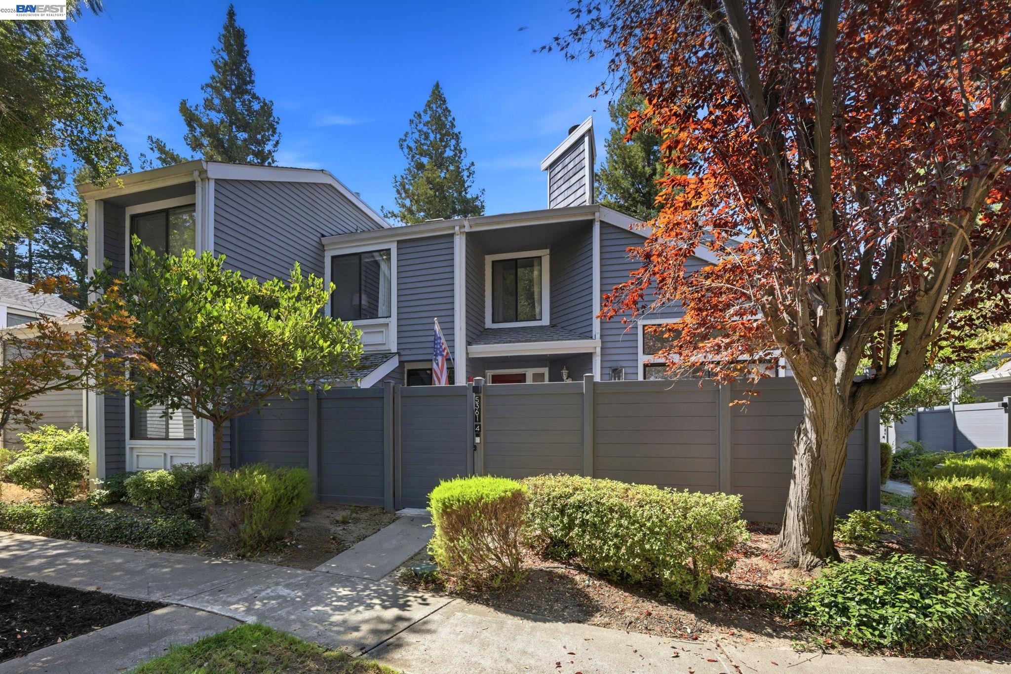 5361 Black Ave. # 4
