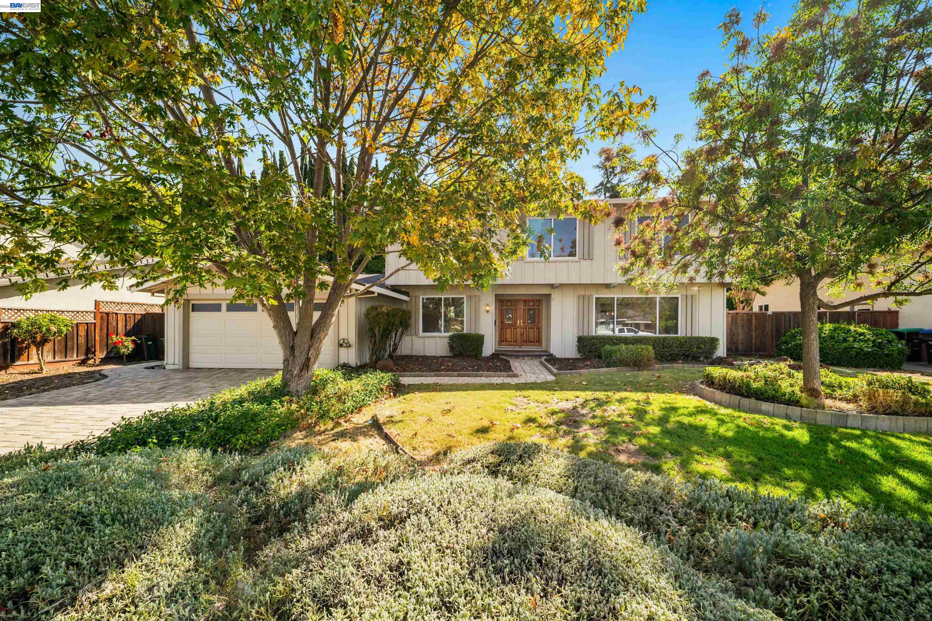 1721 Beachwood Way