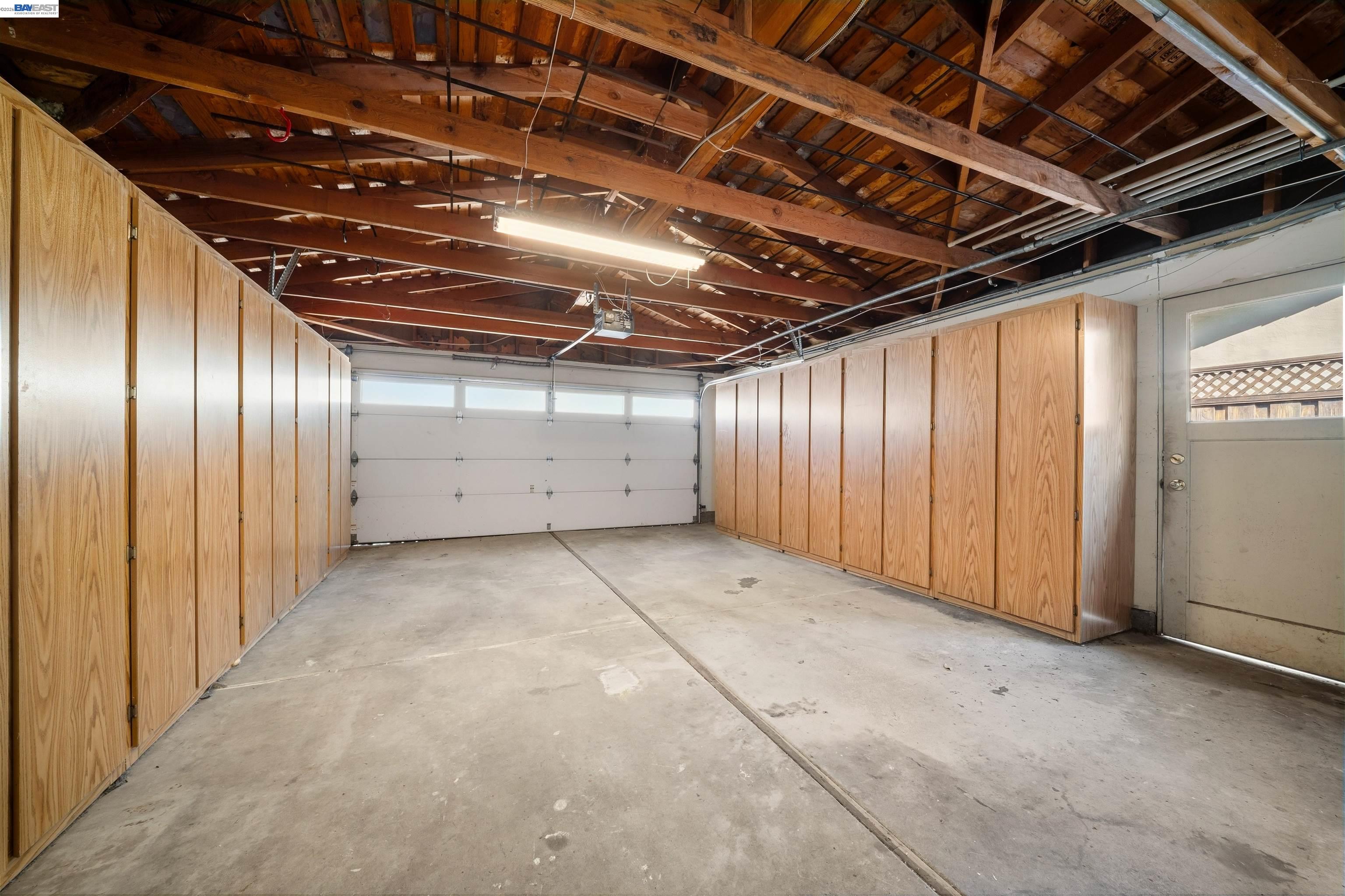 1721 Beachwood Way