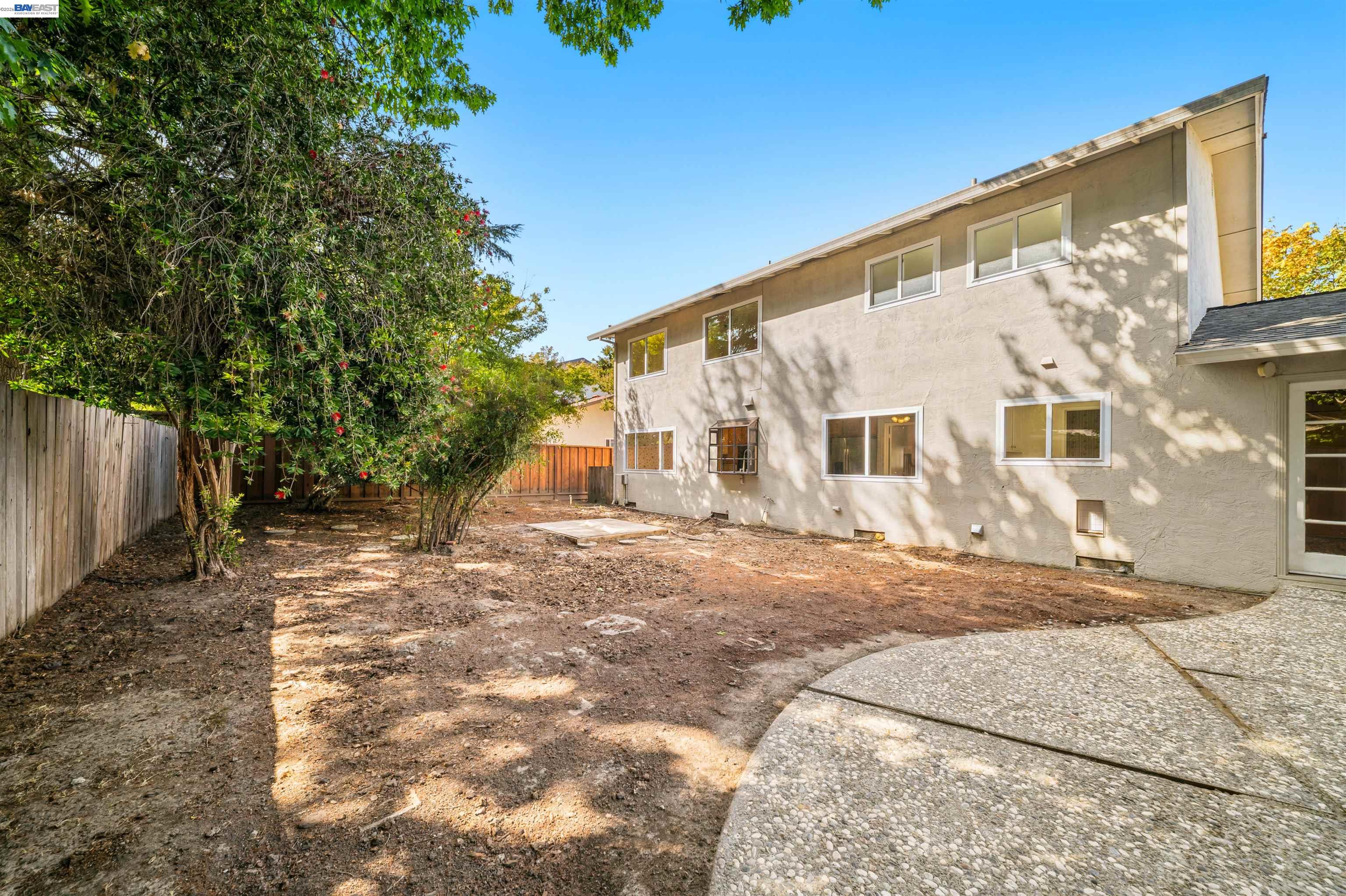 1721 Beachwood Way