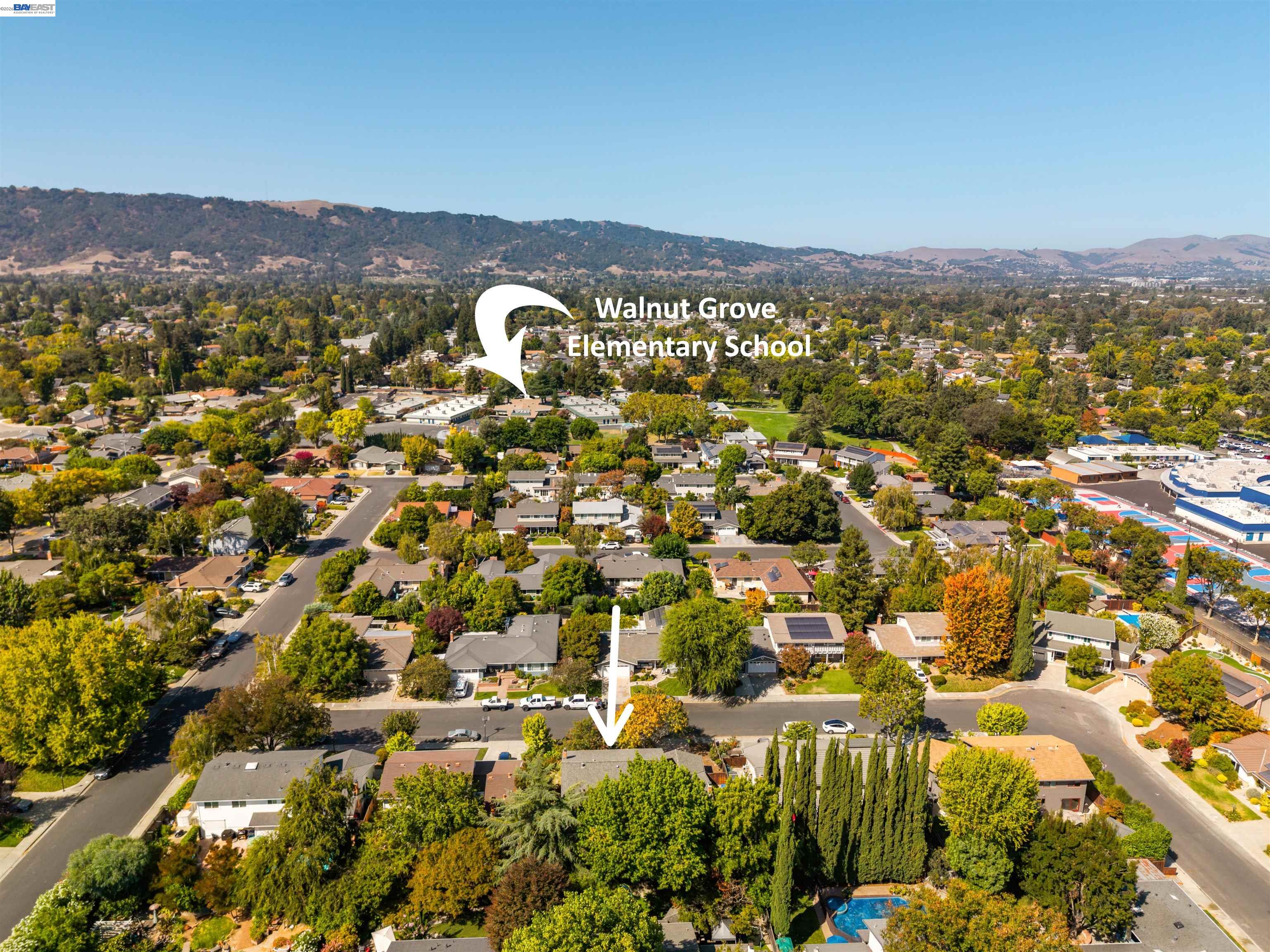 1721 Beachwood Way