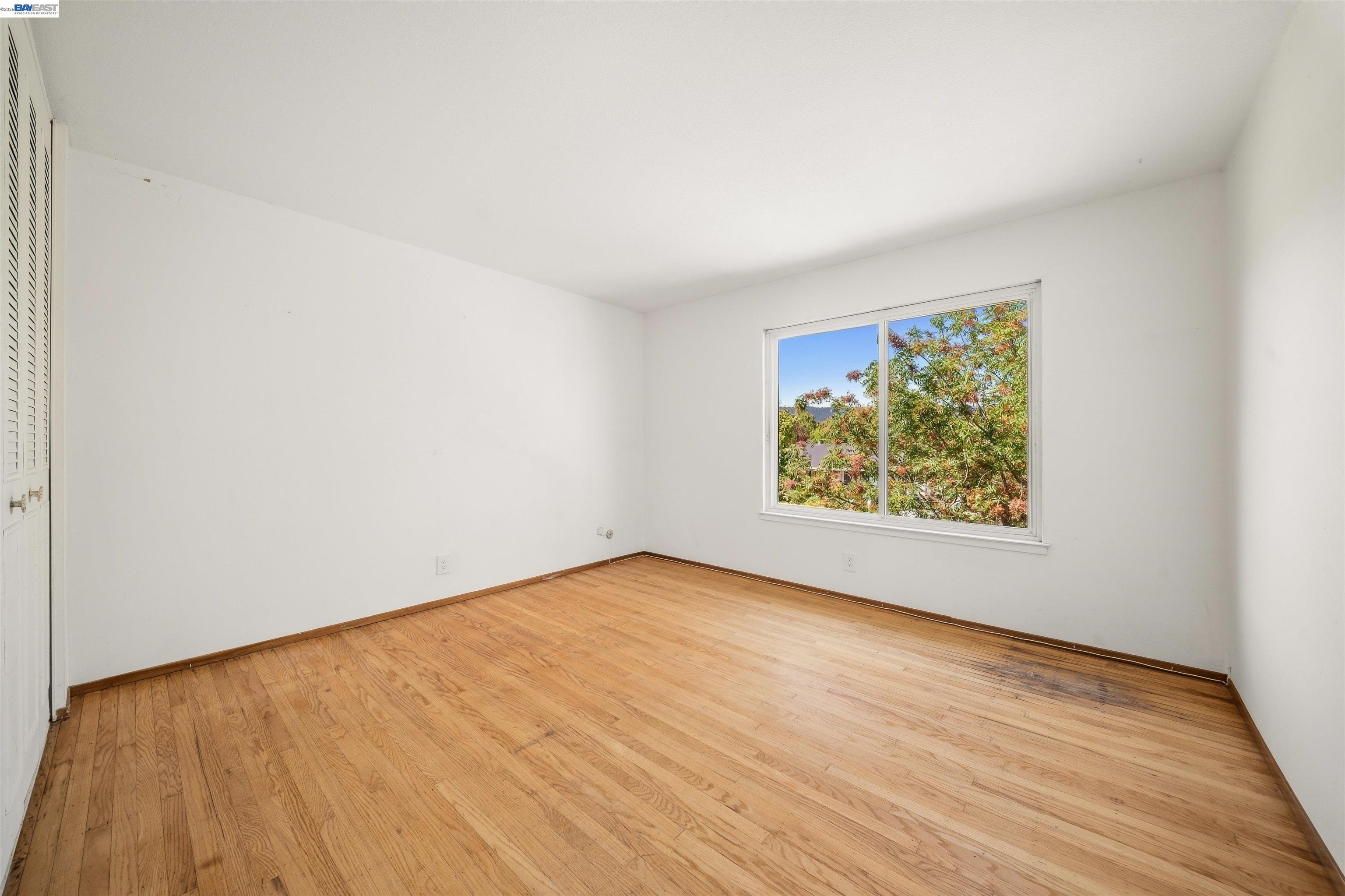 1721 Beachwood Way