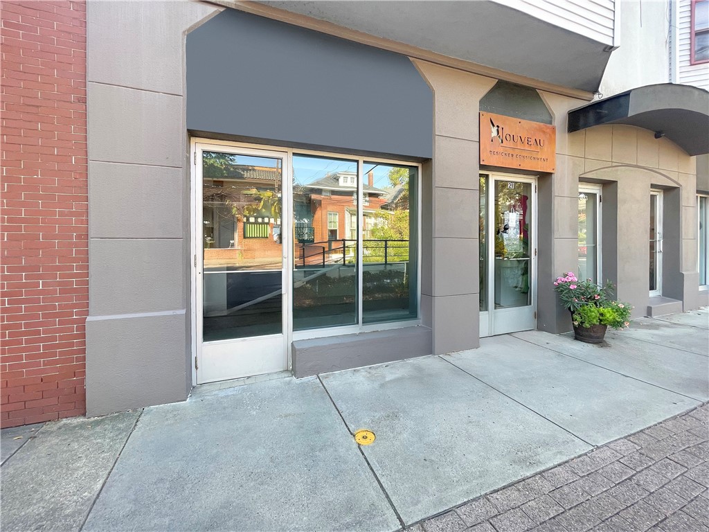 21 Brilliant Ave 101