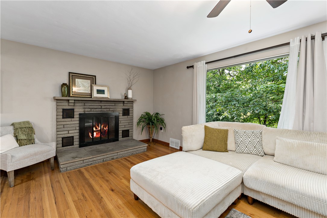 231 Woodside Rd