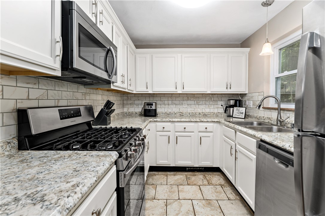 231 Woodside Rd