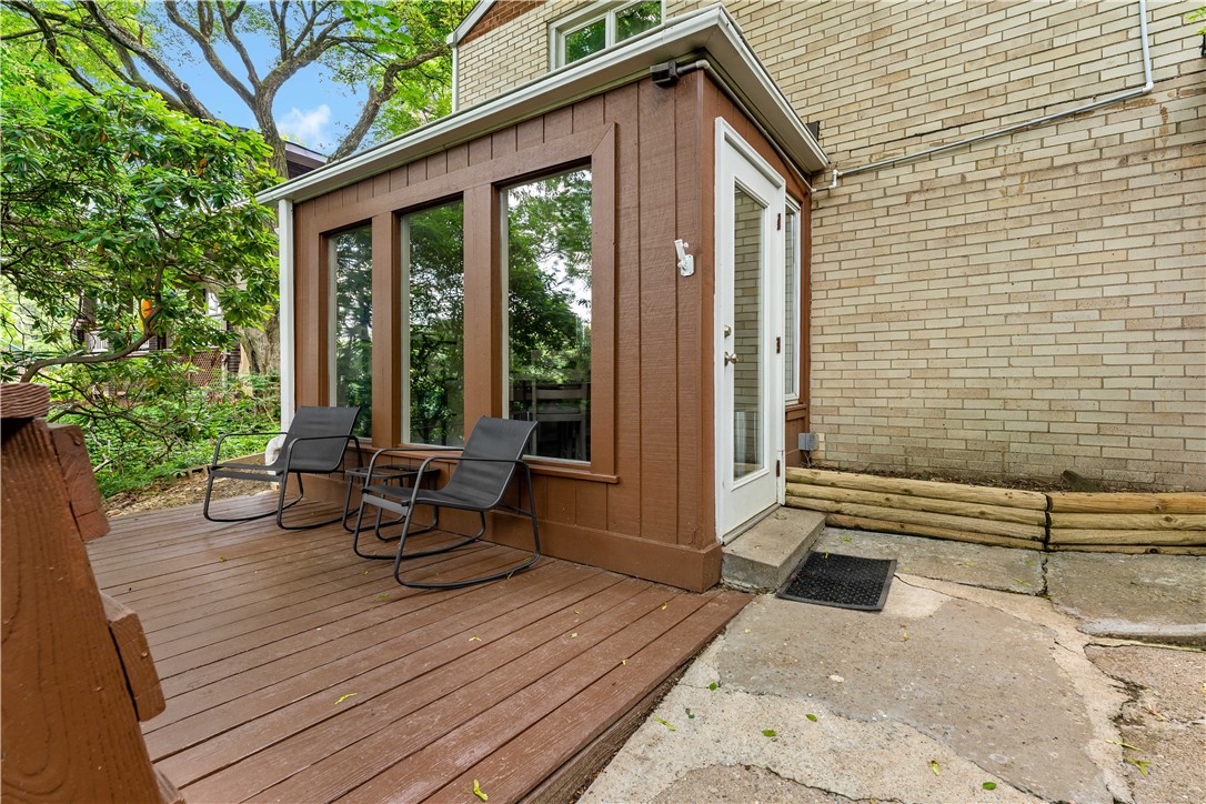 231 Woodside Rd