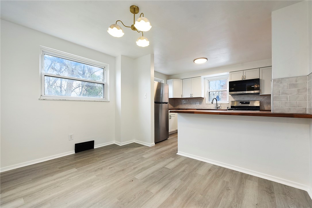 7841 Mark Dr