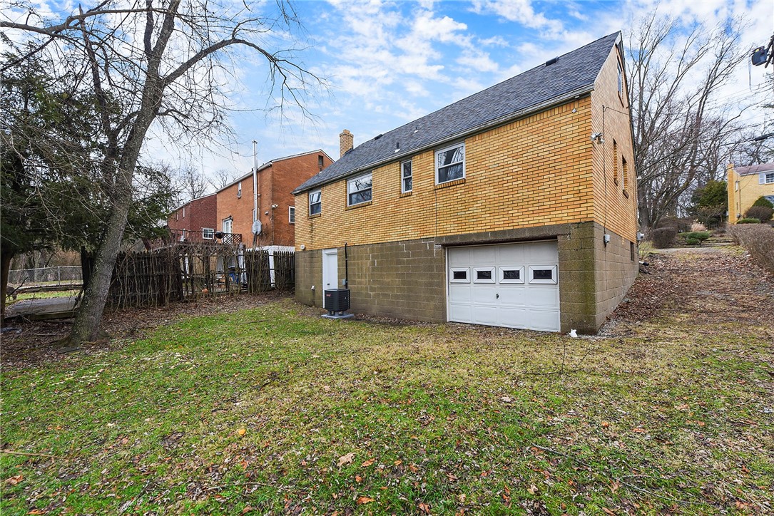 7841 Mark Dr