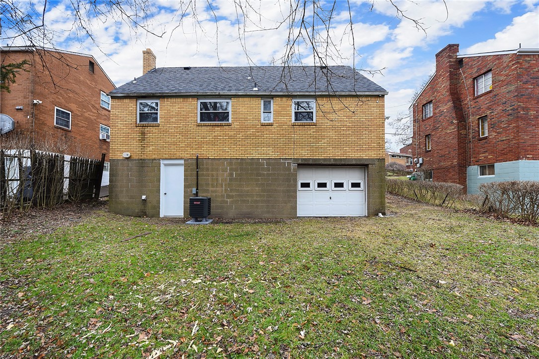 7841 Mark Dr