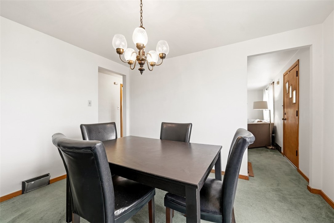 1748 Outlook Dr