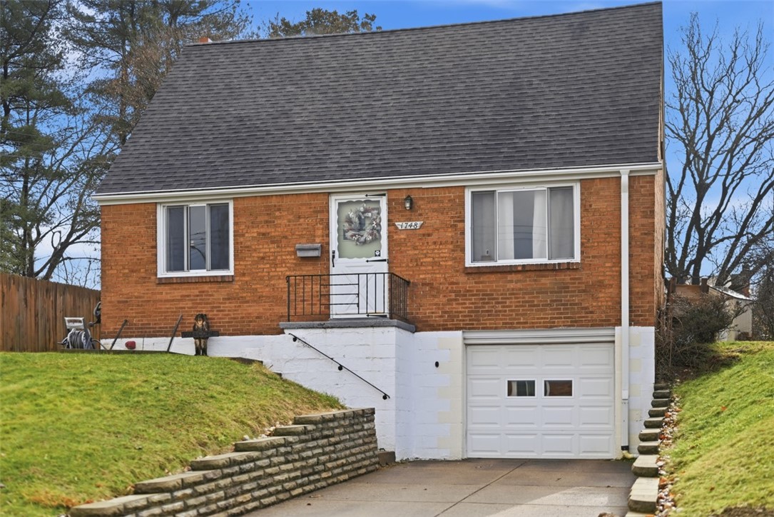 1748 Outlook Dr