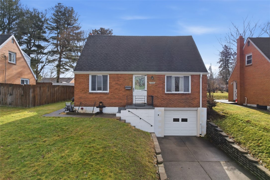 1748 Outlook Dr