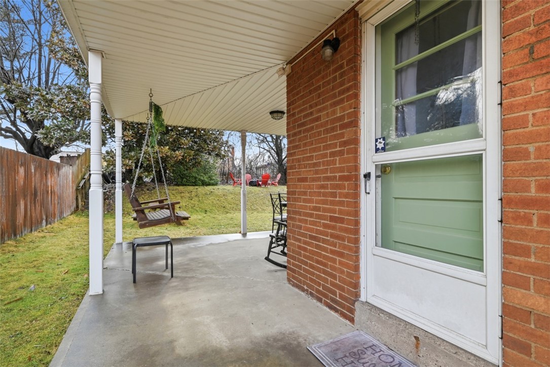 1748 Outlook Dr