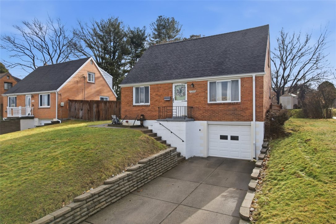 1748 Outlook Dr