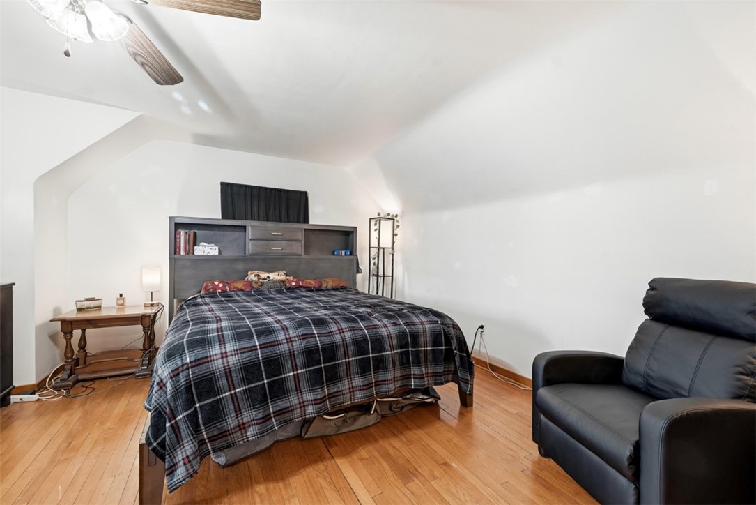1748 Outlook Dr