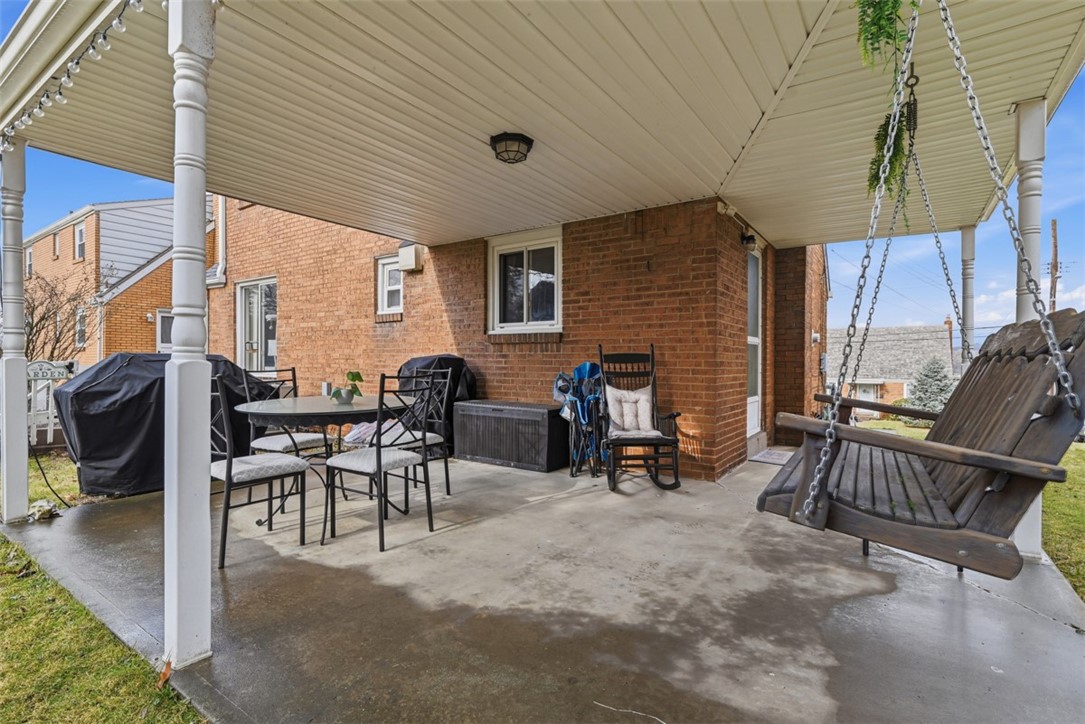 1748 Outlook Dr